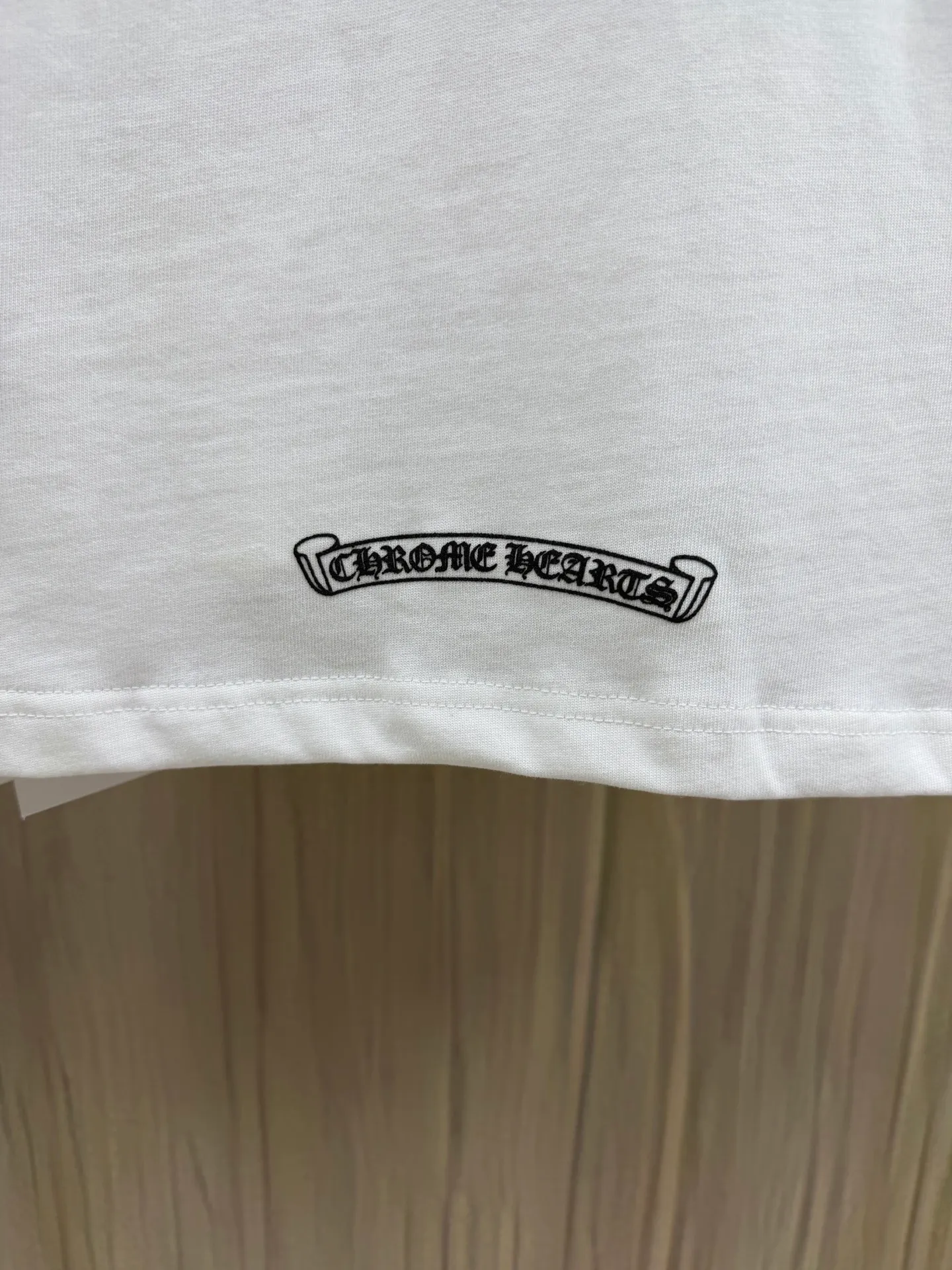 。【 In Stock】Chrome Hearts ST.barth White size S M L XL Chrome Hearts ST.barth Series 32 ， 190G， ， ， ， 、 ， 。 ， ， ， Classic ， ， 。 ， ， 、 ， 。 ， ， ， ， ， ， ， Classic 。 ， ， Same Style ， ， ， ， Same Style。